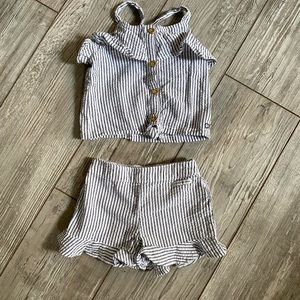 NEVER WORN CALVIN KLEIN TODDLER MATCHING SET.